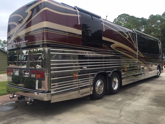 2002 Prevost Featherlite XLII For Sale