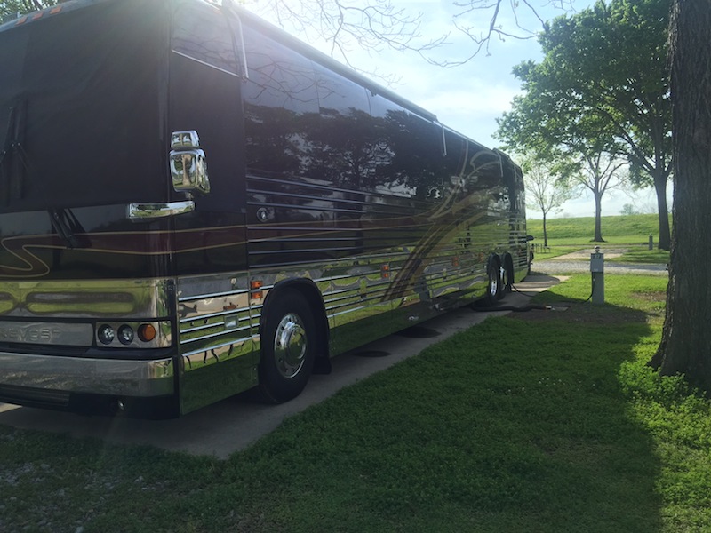 2002 Prevost Featherlite XLII For Sale