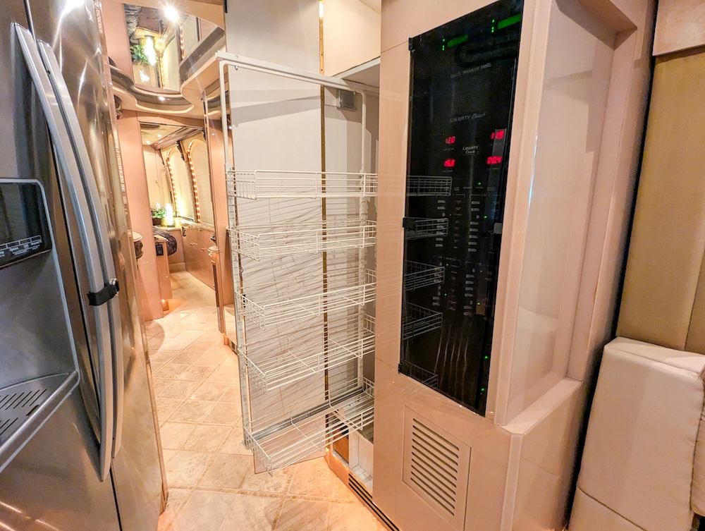 2002 Prevost Liberty XLII For Sale