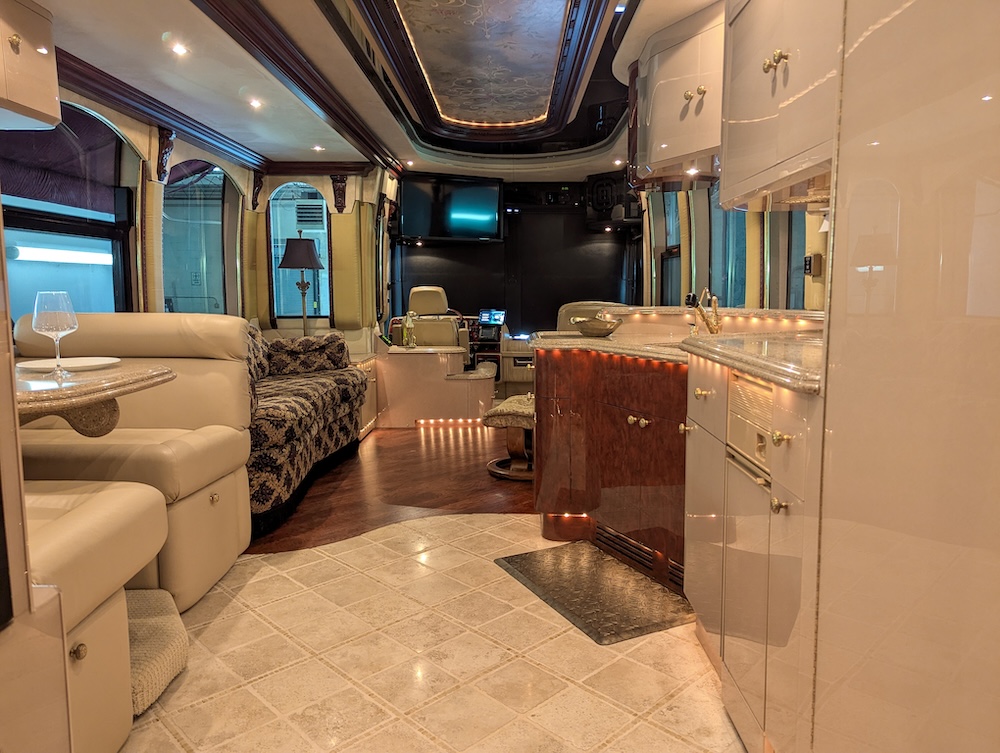 2002 Prevost Liberty XLII For Sale