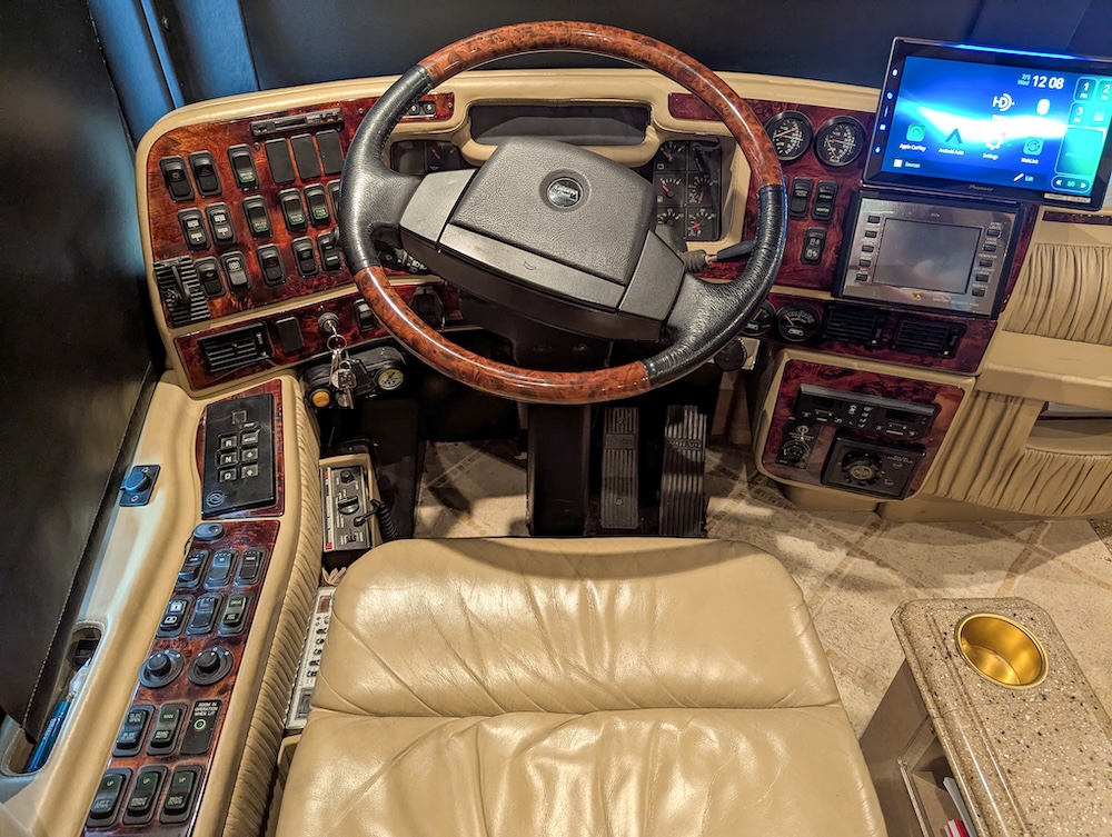 2002 Prevost Liberty XLII For Sale