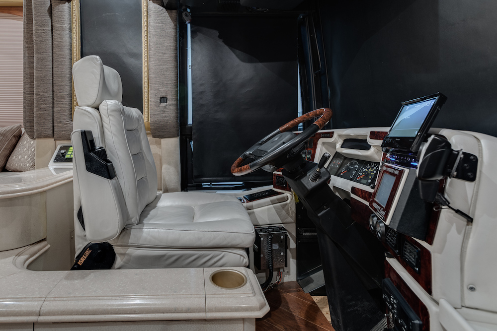 2002 Prevost Liberty XLII For Sale