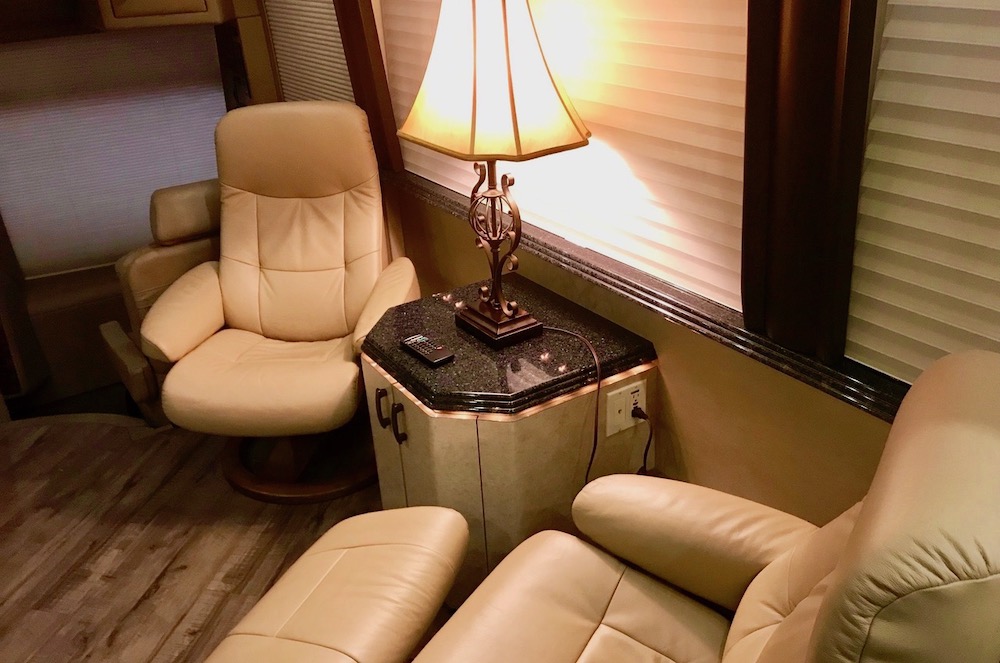 2002 Prevost Marathon H3-45 For Sale