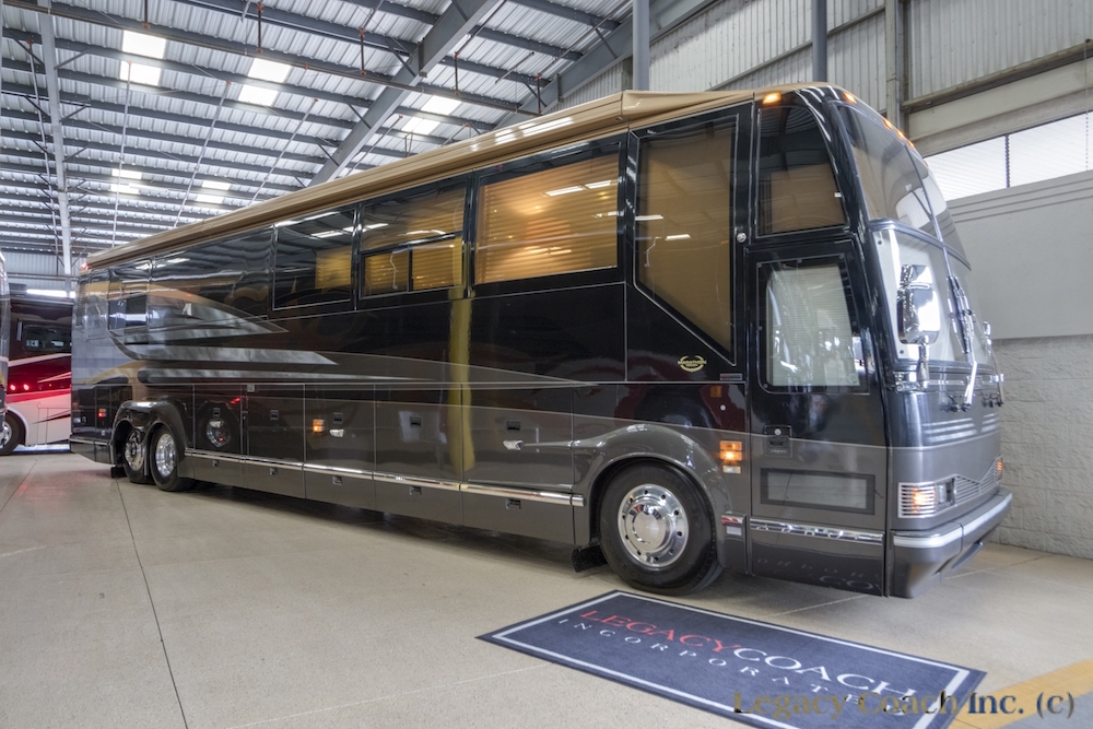 2002 Prevost Marathon H3-45 For Sale