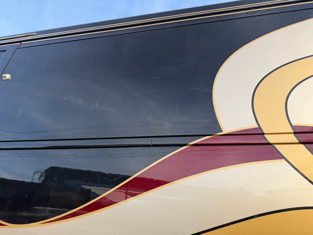 2002 Prevost Featherlite H3-45 For Sale