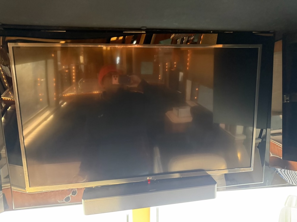 2002 Prevost Featherlite H3-45 For Sale