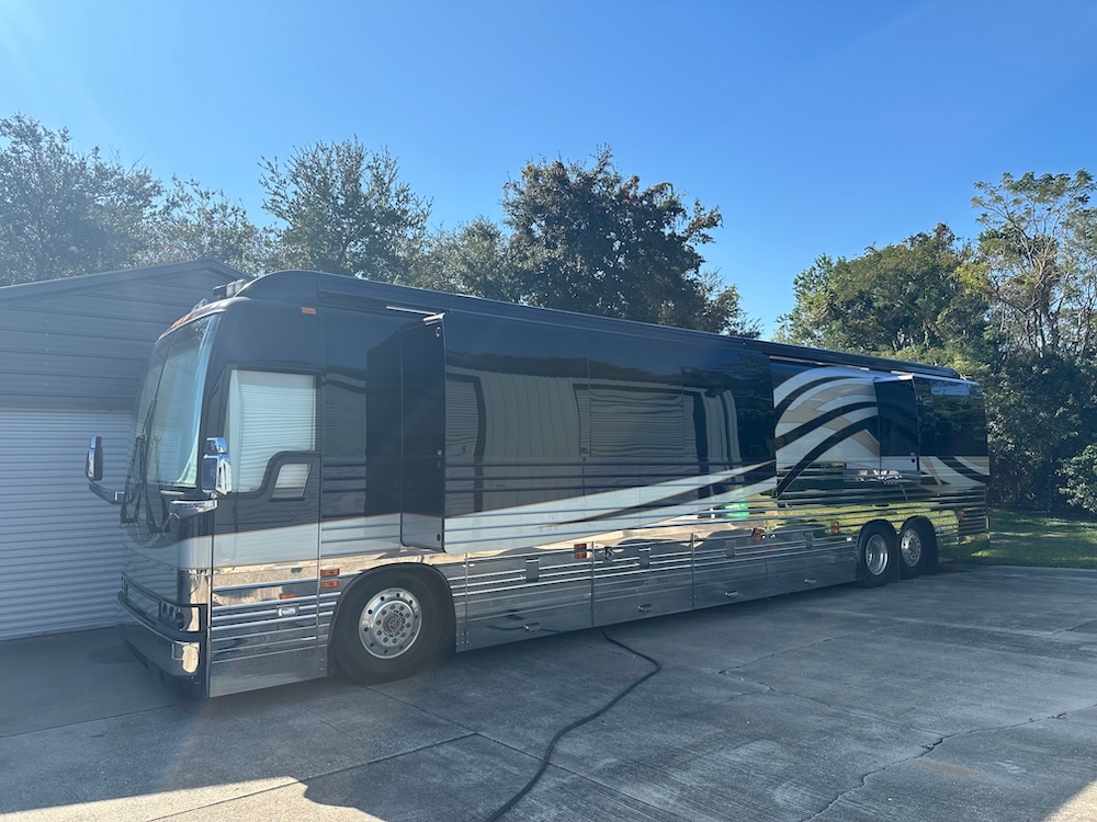 2002 Prevost Parliament XLII For Sale