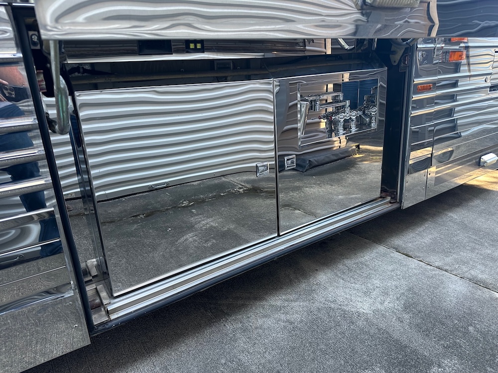 2002 Prevost Parliament XLII For Sale