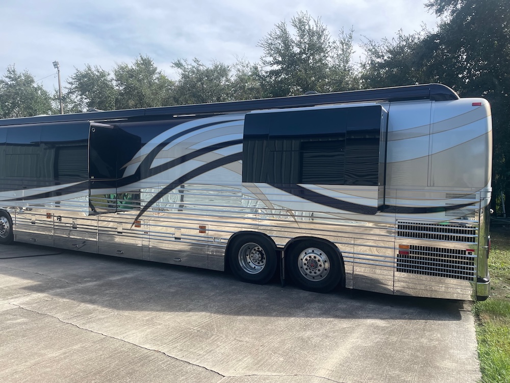 2002 Prevost Parliament XLII For Sale