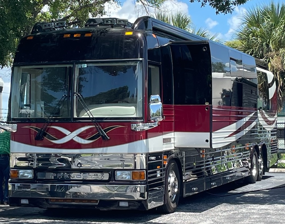 2002 Prevost  Parliament XLII For Sale