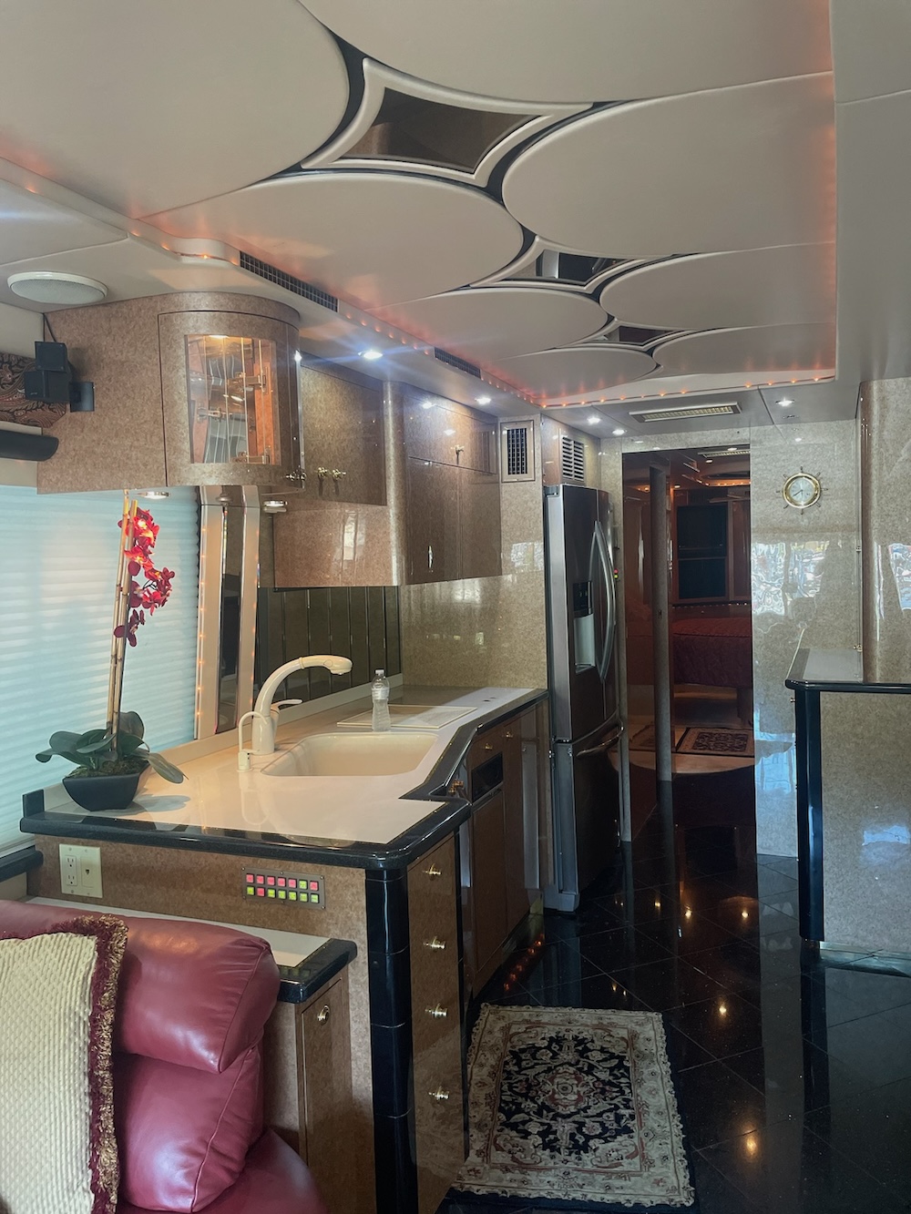 2002 Prevost  Parliament XLII For Sale