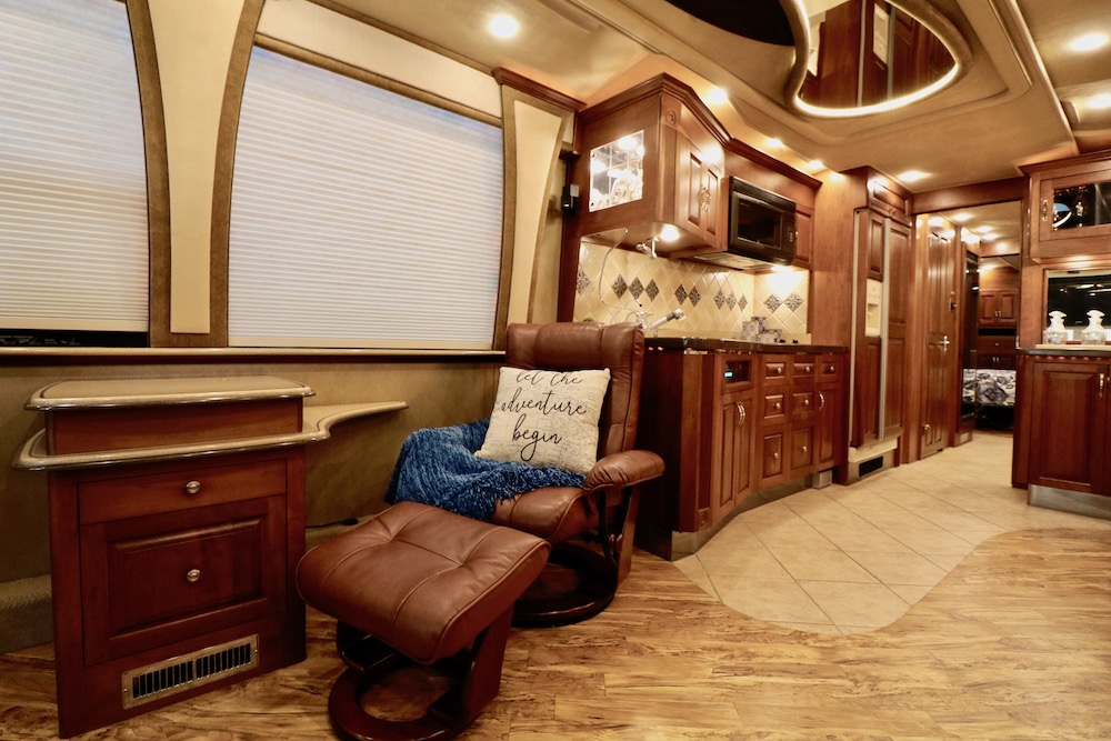 2002 Prevost Royale XLII For Sale