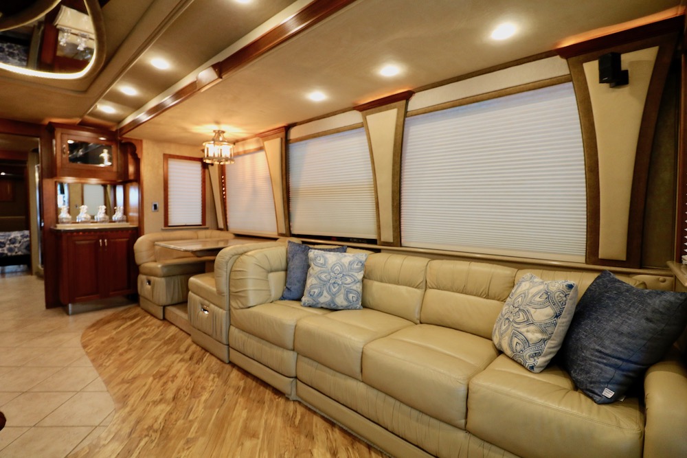 2002 Prevost Royale XLII For Sale