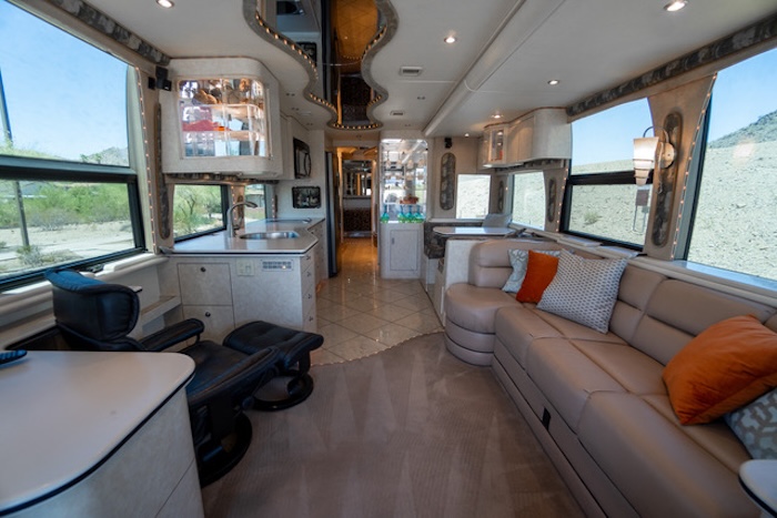 2002 Prevost Vision XLII For Sale
