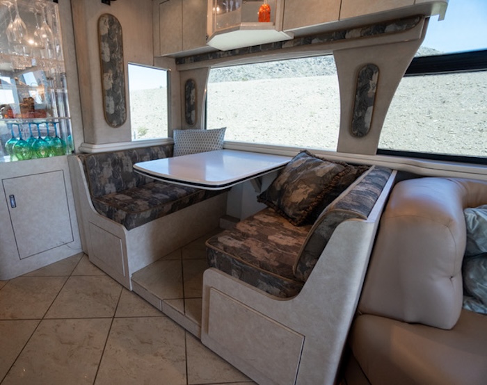 2002 Prevost Vision XLII For Sale
