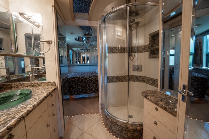 2002 Prevost Vision XLII For Sale