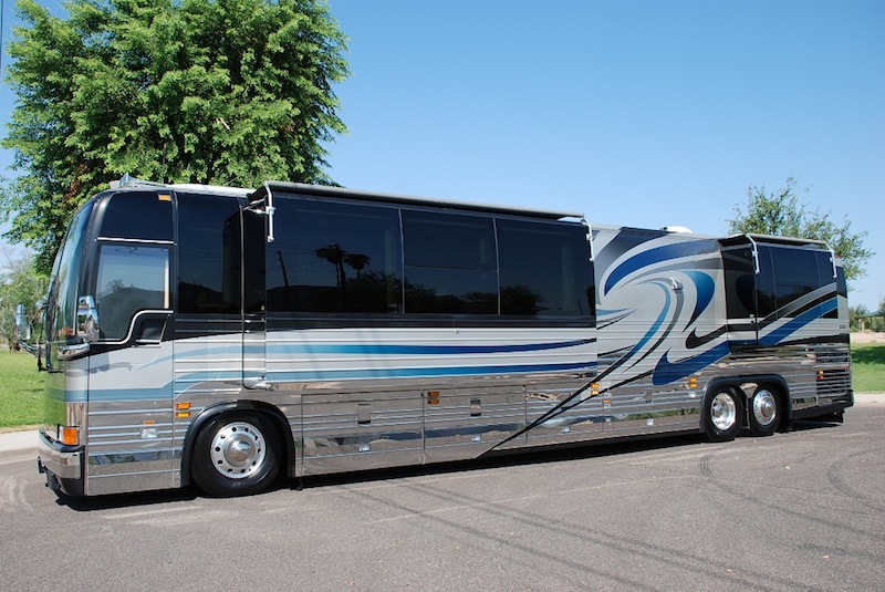 2003 Prevost Country Coach XLII