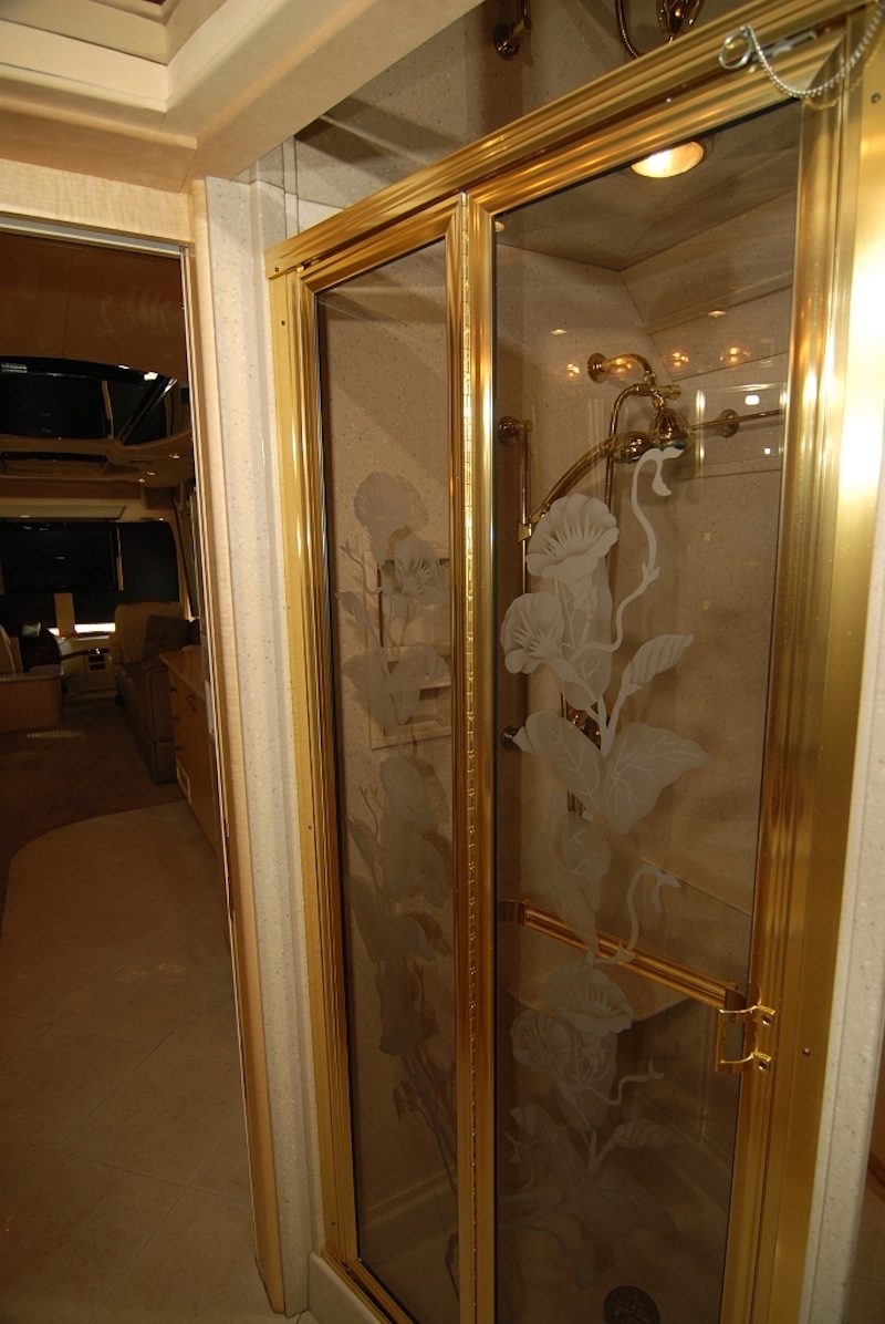 2003 Prevost Country Coach XLII