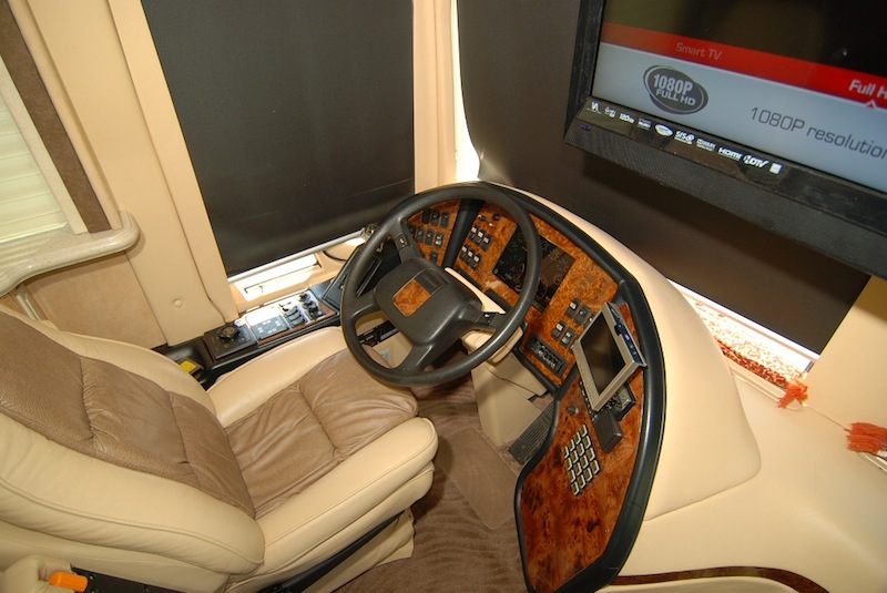 2003 Prevost Country Coach XLII