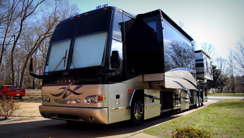 2003 Prevost Featherlite H3-45