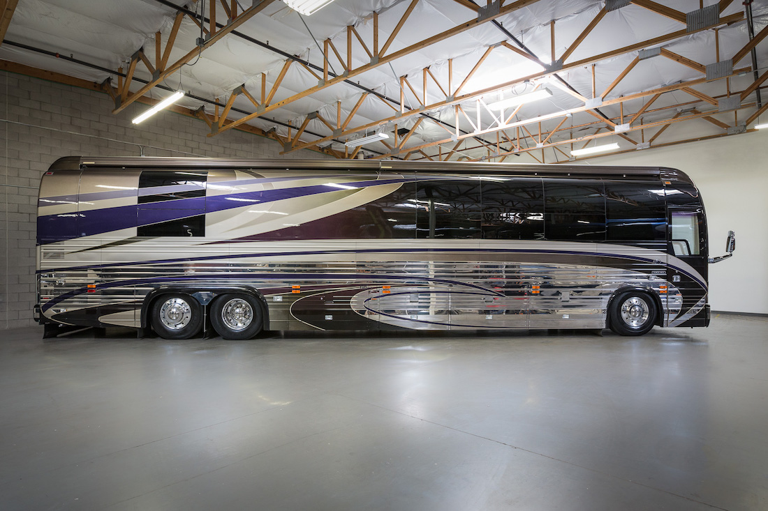 2003 Prevost Country Coach XLII For Sale