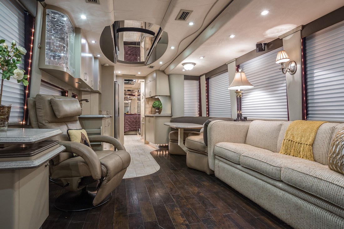 2003 Prevost Country Coach XLII For Sale