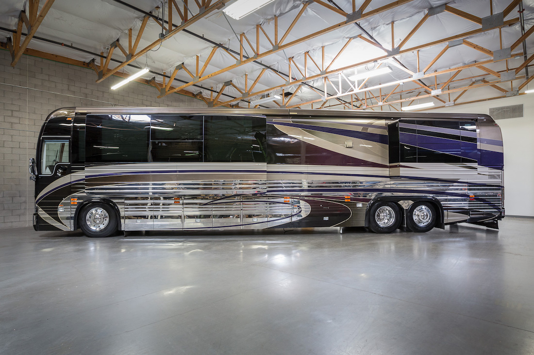 2003 Prevost Country Coach XLII For Sale