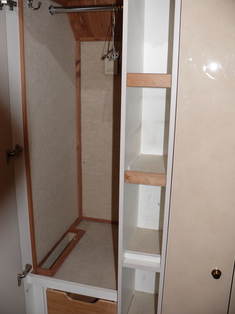 2003 Prevost Featherlite H3-45 For Sale