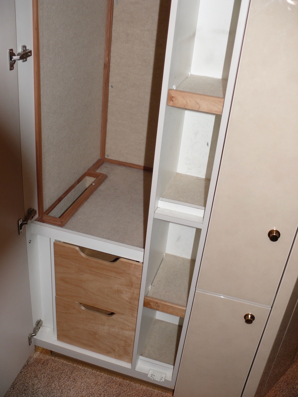 2003 Prevost Featherlite H3-45 For Sale