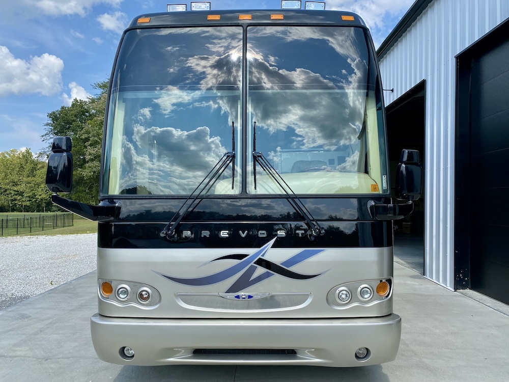 2003 Prevost  Featherlite H3-45 For Sale