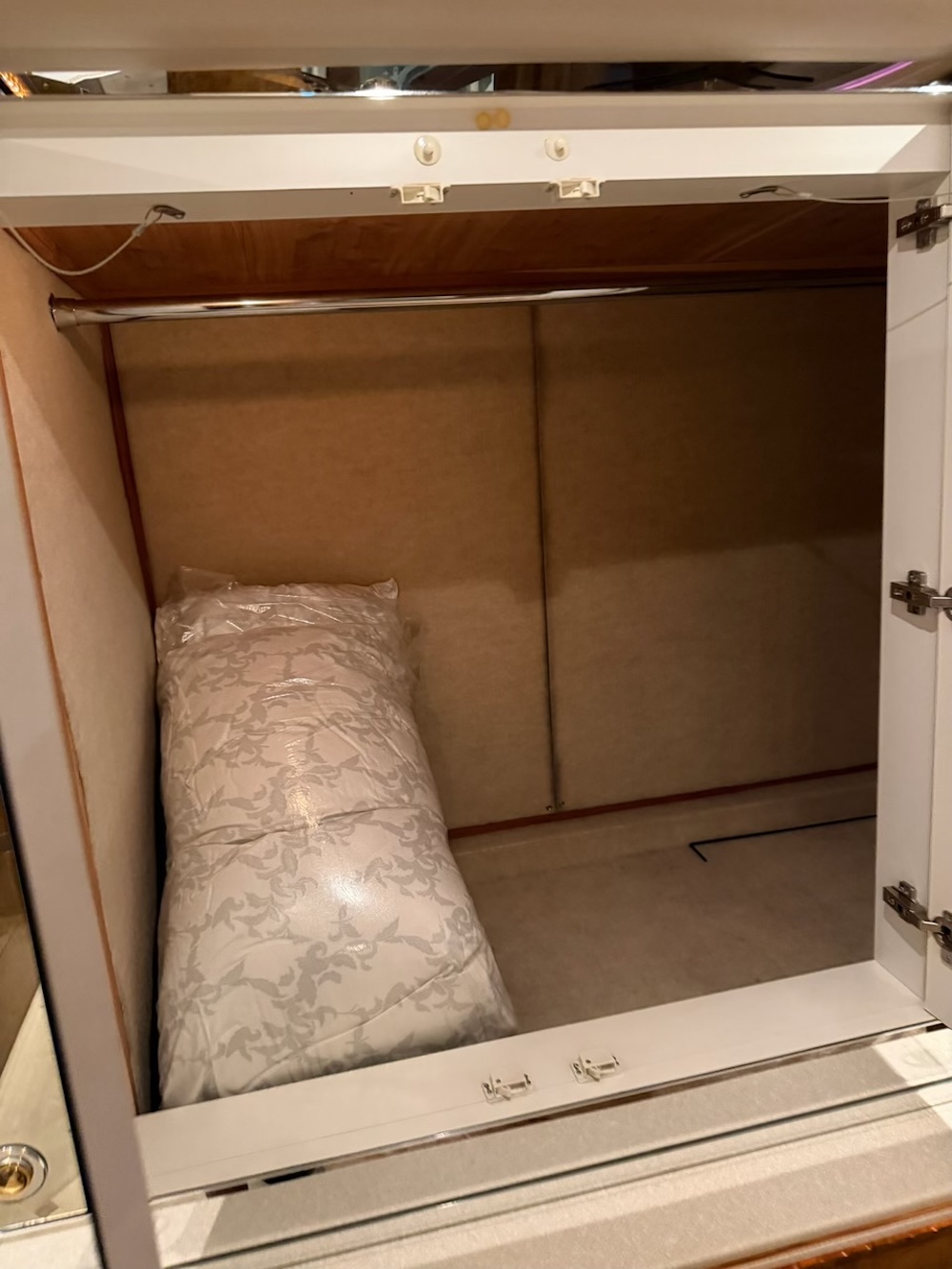 2003 Prevost Featherlite H3-45 For Sale