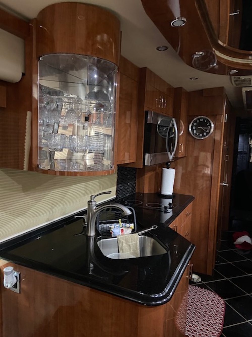 2003 Prevost  H3-45 For Sale