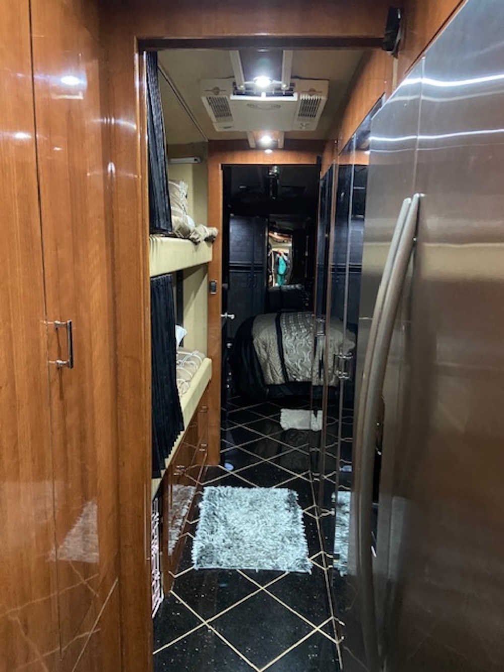 2003 Prevost  H3-45 For Sale