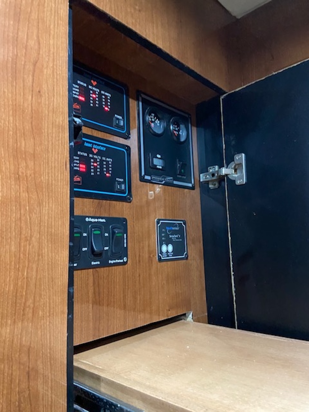 2003 Prevost  H3-45 For Sale