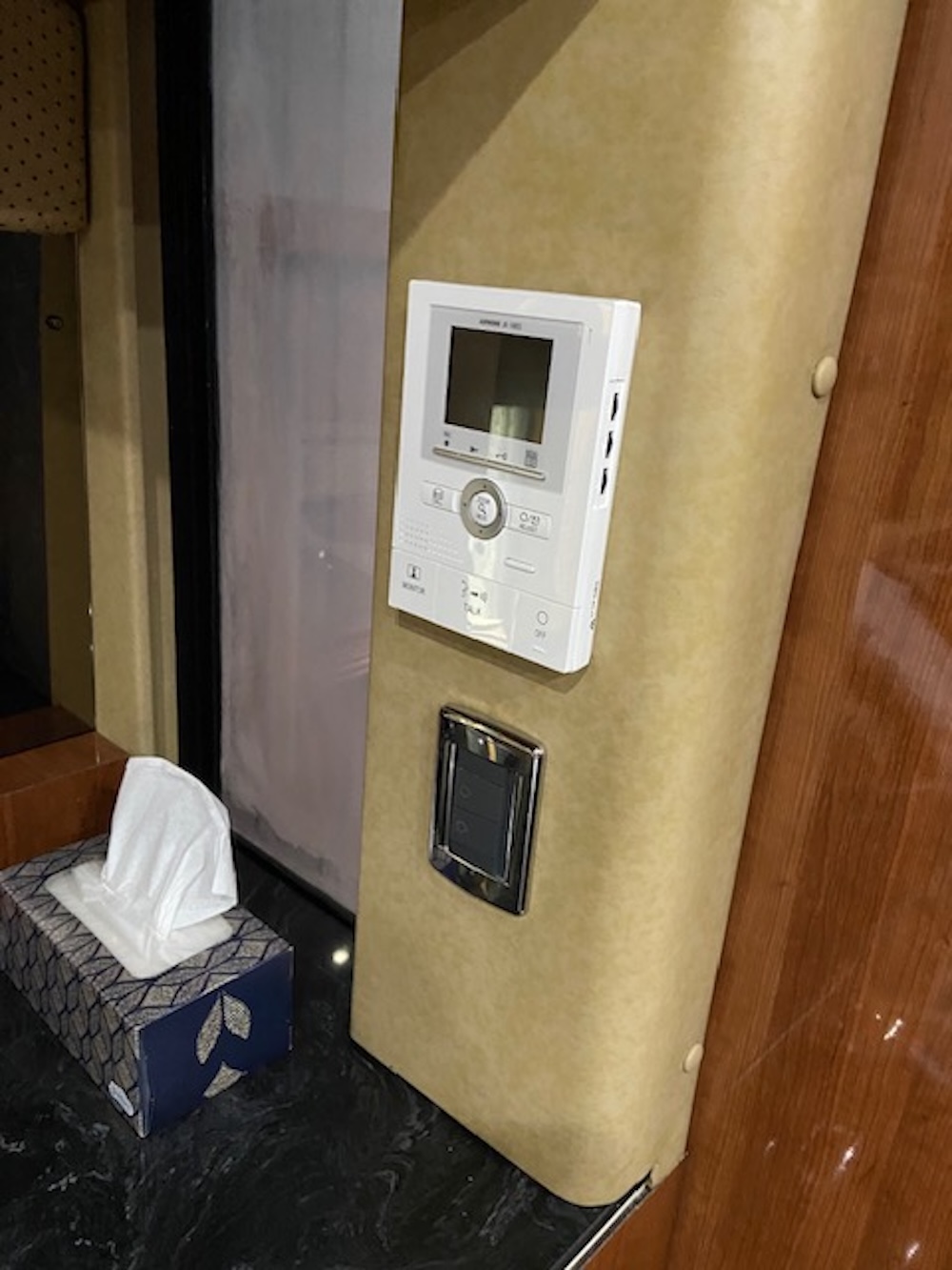 2003 Prevost  H3-45 For Sale