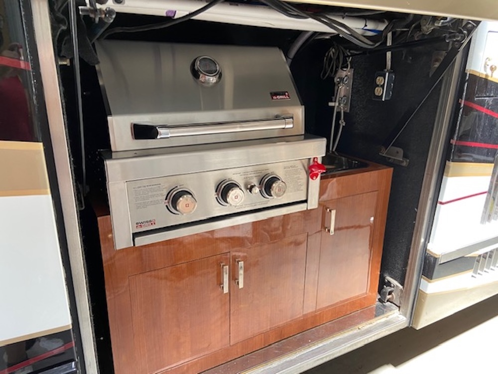 2003 Prevost  H3-45 For Sale