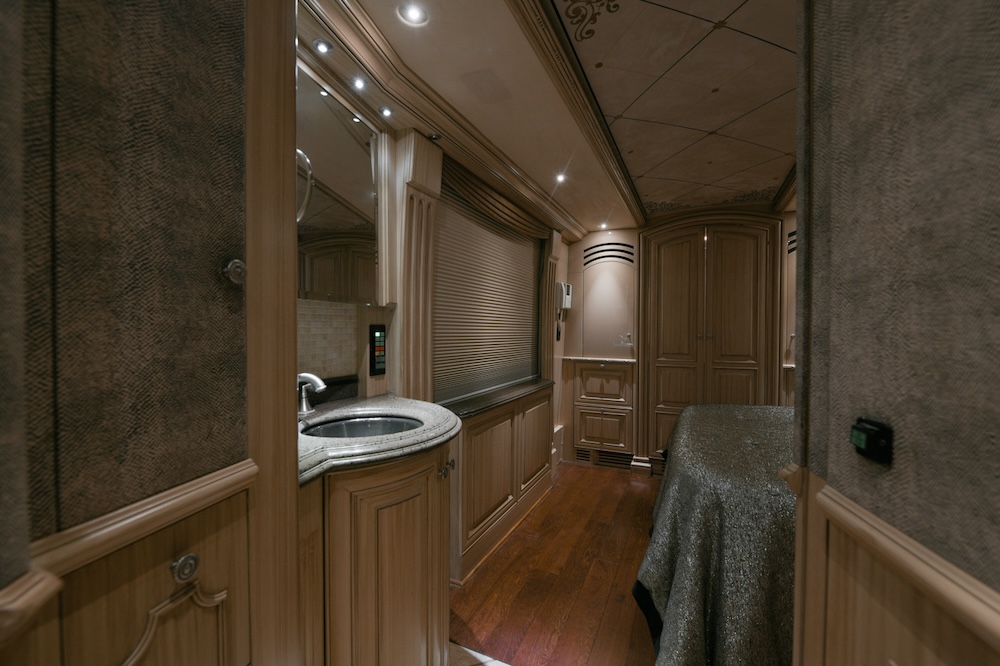 2003 Prevost Liberty  H3-45 For Sale