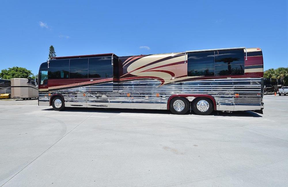 2003 Prevost Liberty XLII For Sale