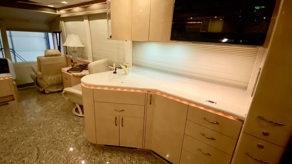 2003 Prevost Marathon XLII  For Sale