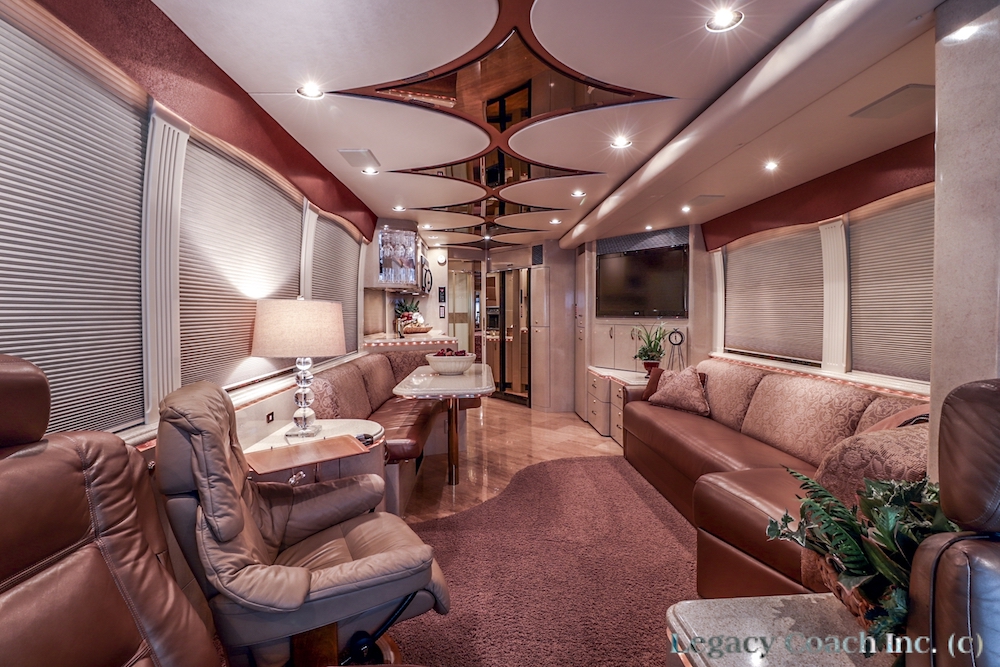 2005 Prevost Marathon XLII For Sale