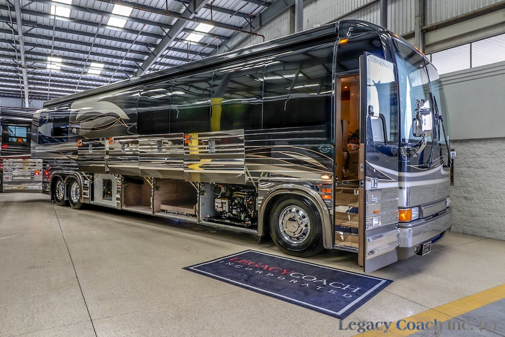 2005 Prevost Marathon XLII For Sale