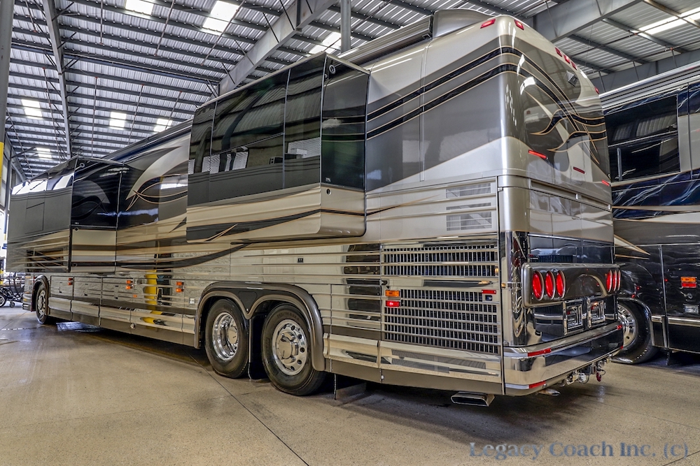 2005 Prevost Marathon XLII For Sale