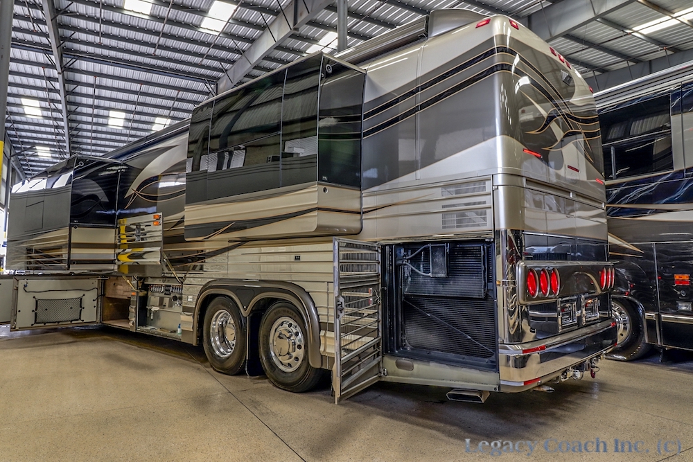 2005 Prevost Marathon XLII For Sale