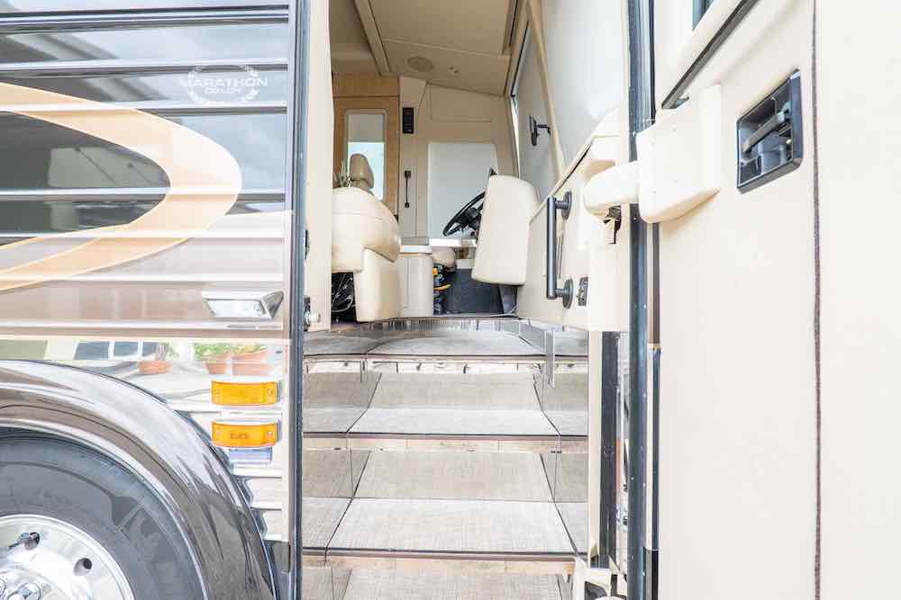 2003 Prevost Marathon XLII For Sale