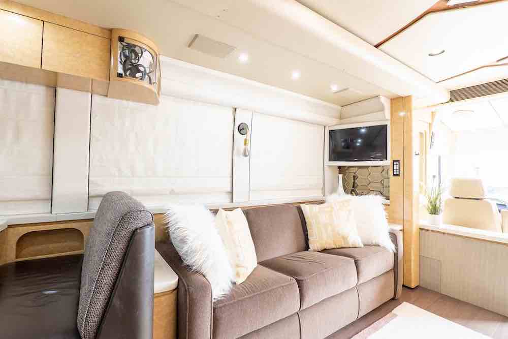 2003 Prevost Marathon XLII For Sale