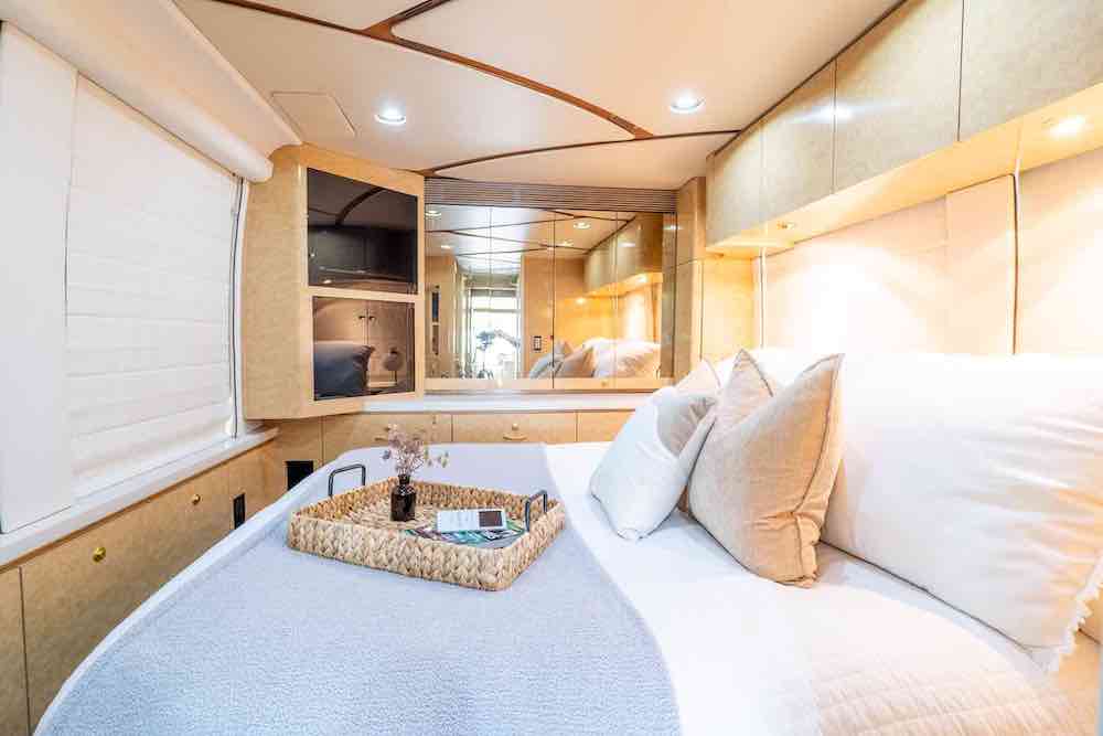 2003 Prevost Marathon XLII For Sale