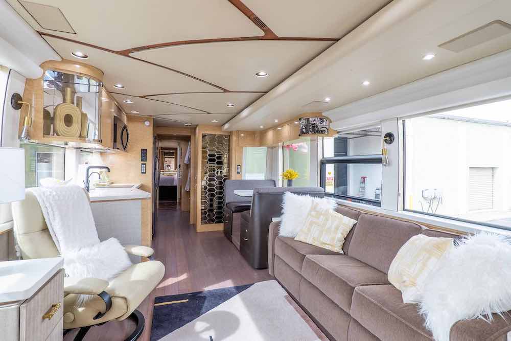 2003 Prevost Marathon XLII For Sale