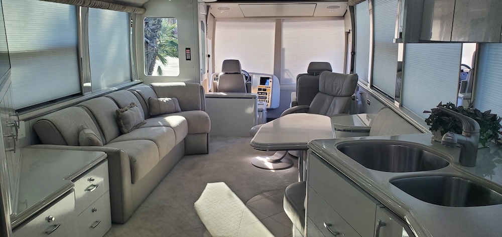 2003 Prevost  Marathon XLII  For Sale