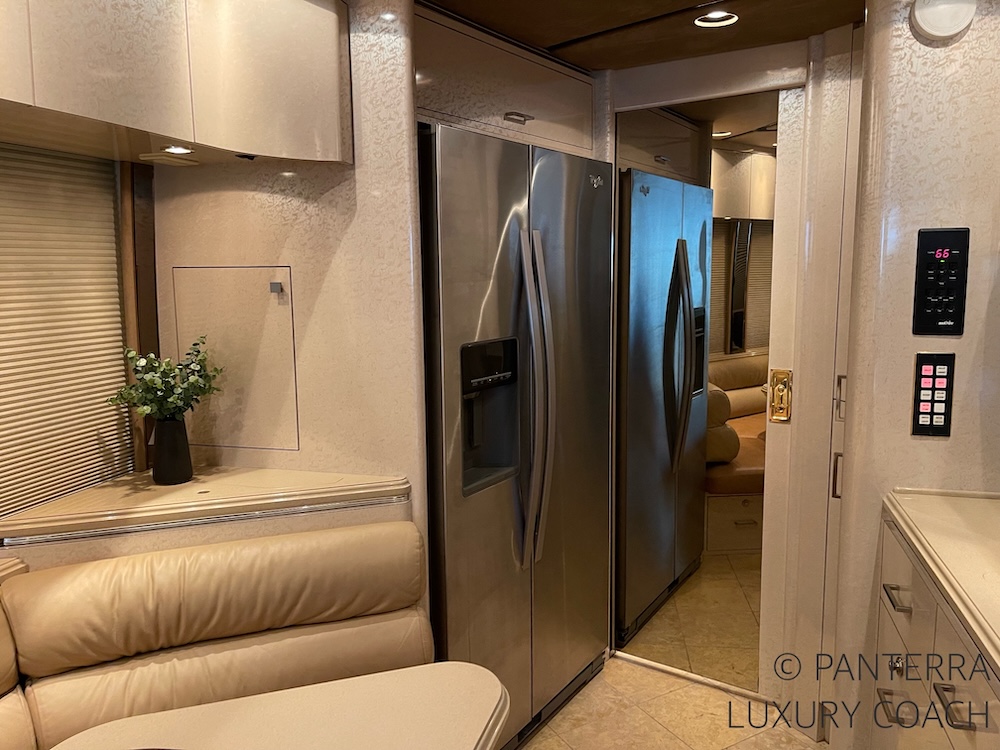 2003 Prevost Marathon XLII For Sale
