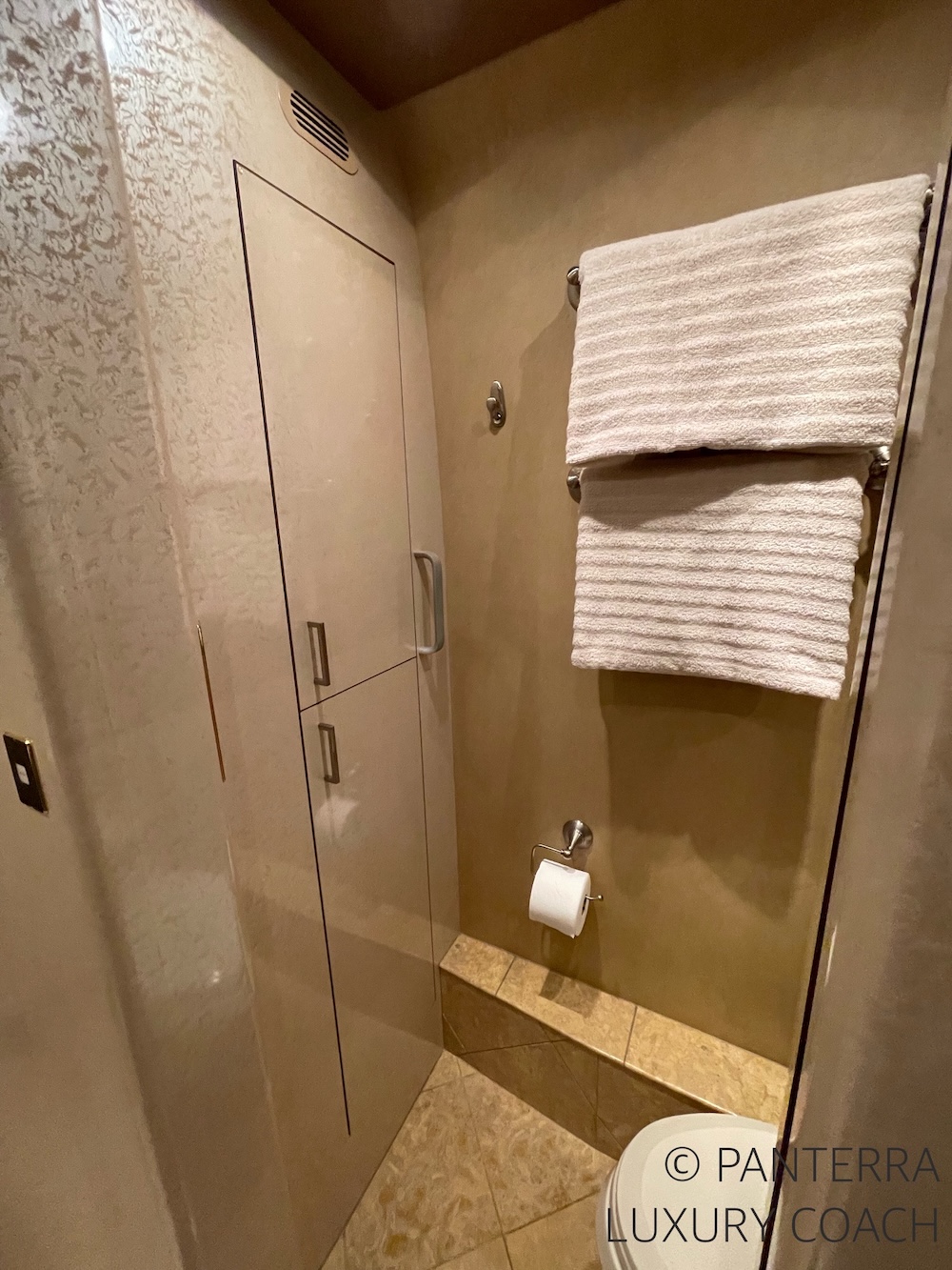 2003 Prevost Marathon XLII For Sale